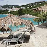 Beautiful Fully Renovated By The Sea, Large Balcony With Enchanting Views Apartament Neum