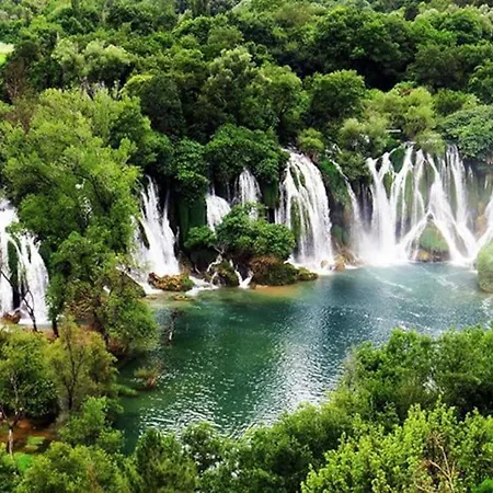 Beautiful Fully Renovated By The Sea, Large Balcony With Enchanting Views Неум